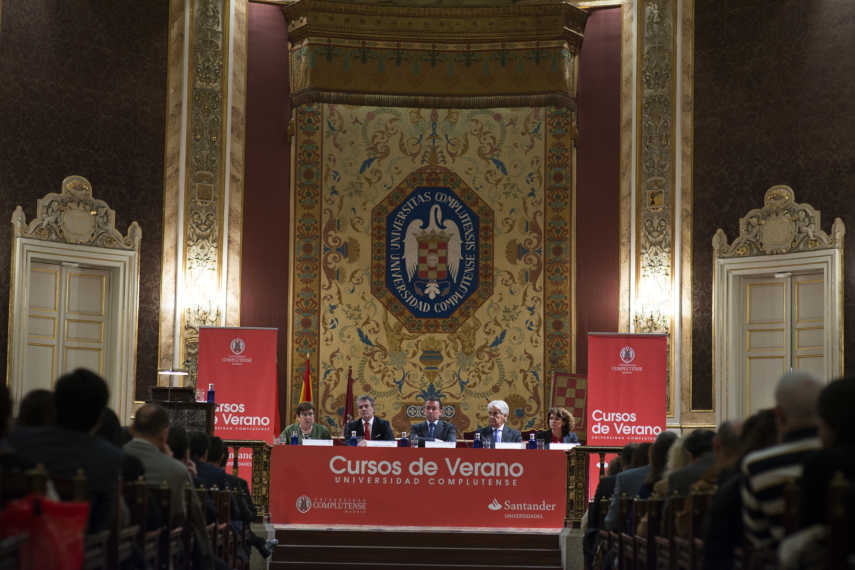 Miembros del grupo dirigen y participan en dos Cursos de Verano Complutense 2015 sobre intervención psicológica en terrorismo y desastres